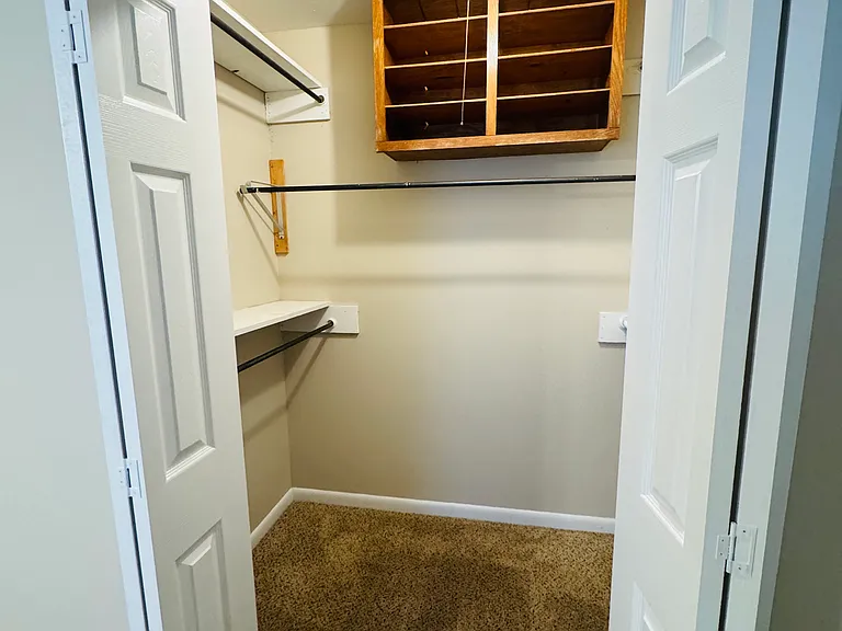 115 Fairview Dr — Photo 8