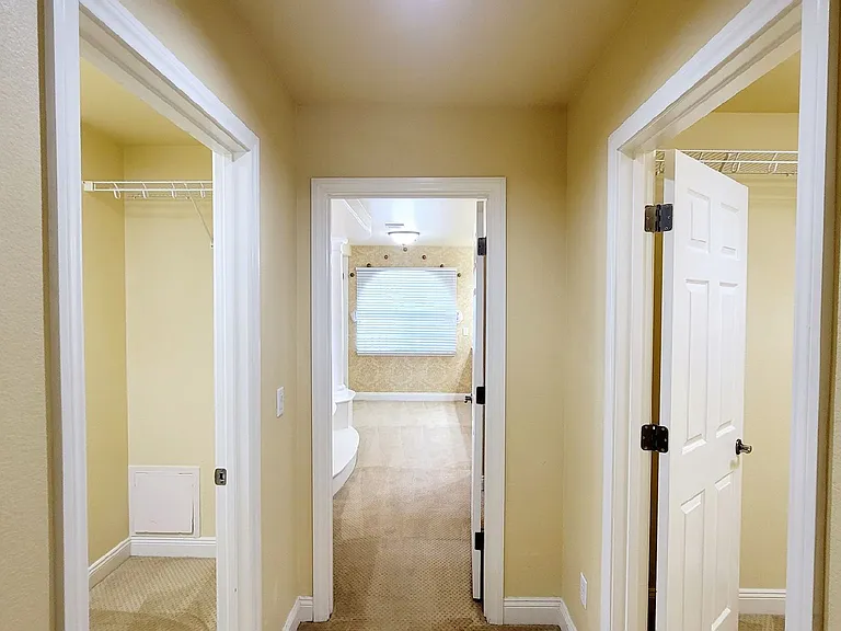 8586 Silver Coast St — Photo 23