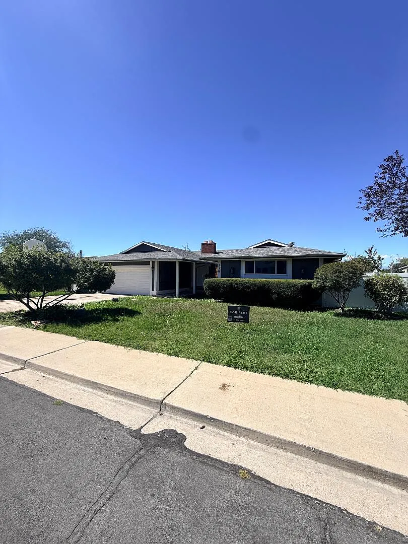 558 S 440 W — Photo 1