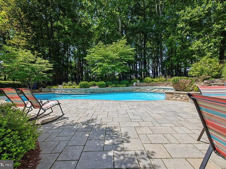 14140 Seneca Rd — Photo 130