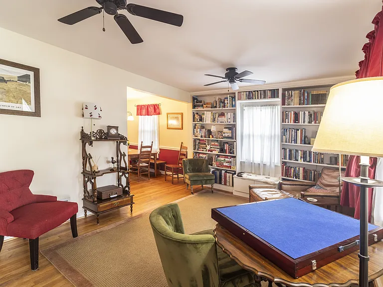 1815 Belvedere Blvd — Photo 4