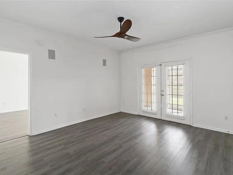 14316 Fredricksburg Dr #516 — Photo 10