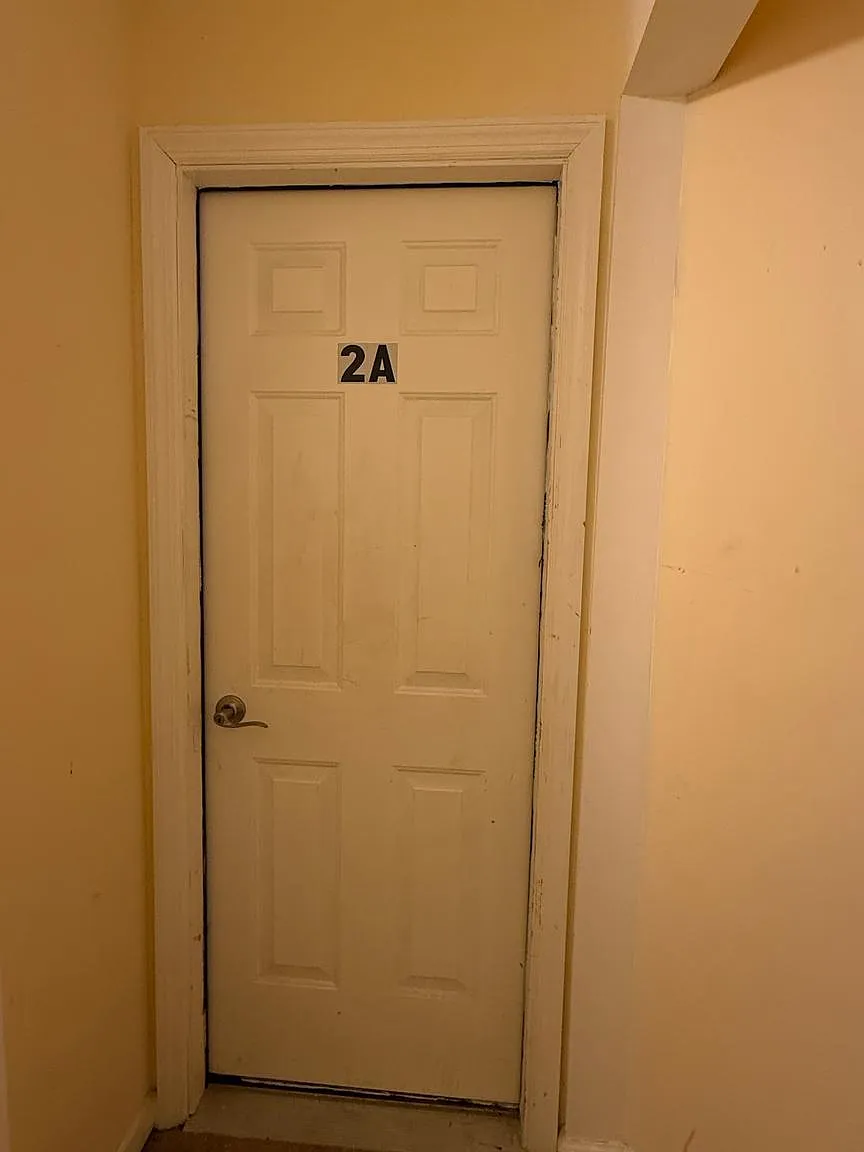 2 bed, 2722 sqft, $3,350 — Photo 2