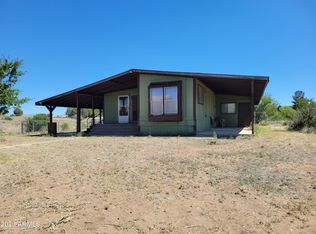 13945 E Lotsa View Ln, Dewey, AZ 86327