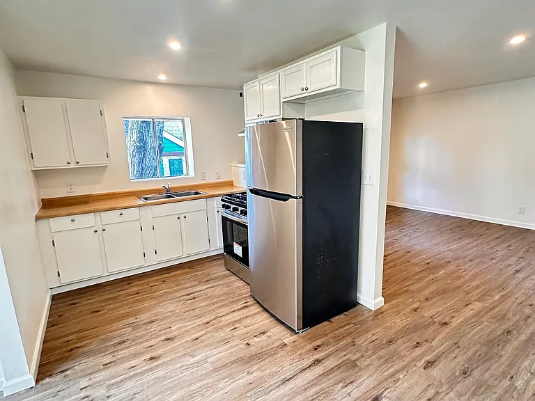 450 Randolph St #1 — Photo 1