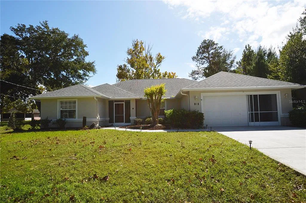 4 bed, 2.0 bath, 2077 sqft, $2,600 — Photo 1