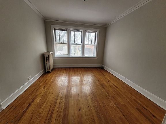 4th image of 2259-2263 N Eastwood Ave #2259-1N