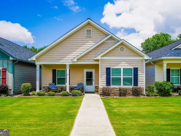 12 Calloway Ln, Cartersville, GA 30120