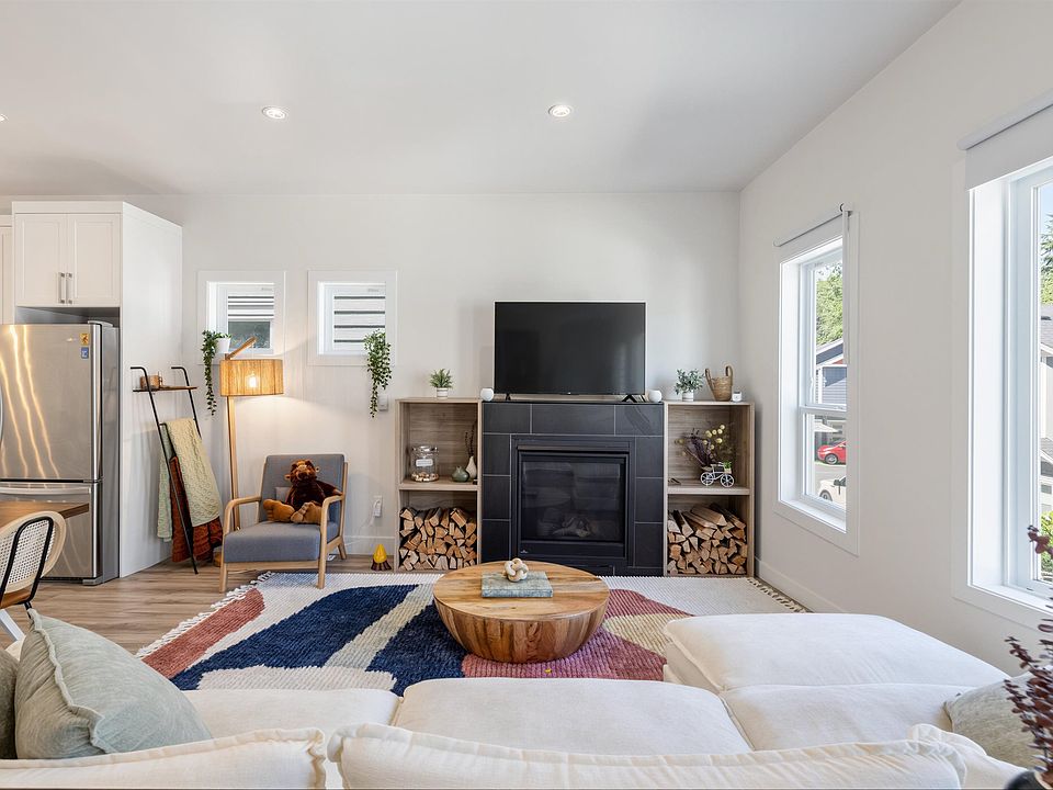 1st image of 750 Hot Springs Rd #16