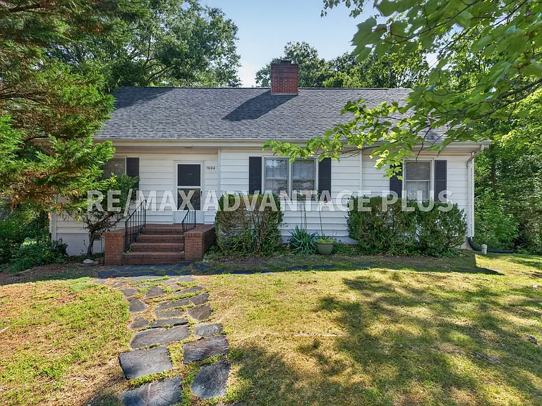 1004 Fourth Avenue Ext — Photo 38