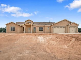 8 Fox Den Rd, Los Lunas, NM 87031