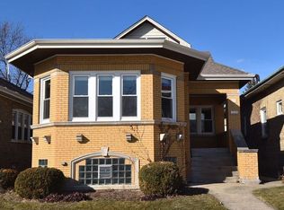 110 Le Moyne Pkwy, Oak Park, IL 60302