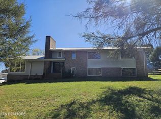 229 McNeeley Dr, La Follette, TN 37766