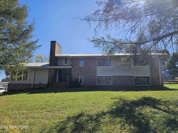 229 McNeeley Dr, La Follette, TN 37766