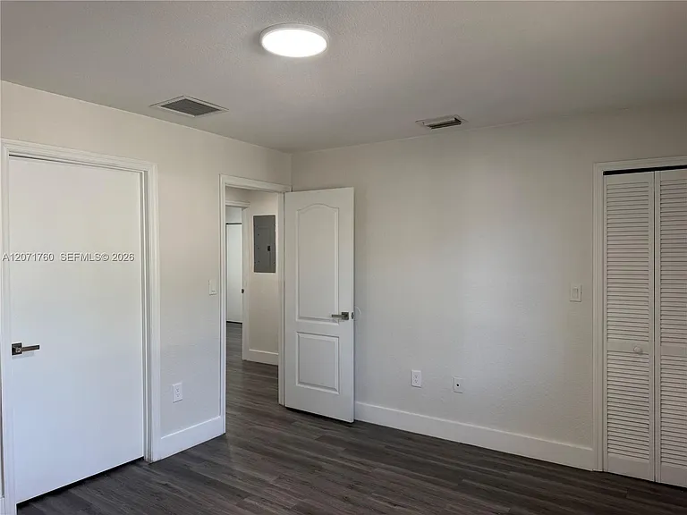 580 NW 58th St — Photo 11