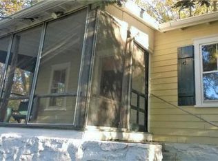 29 Jordan Ln, Stamford, CT 06903