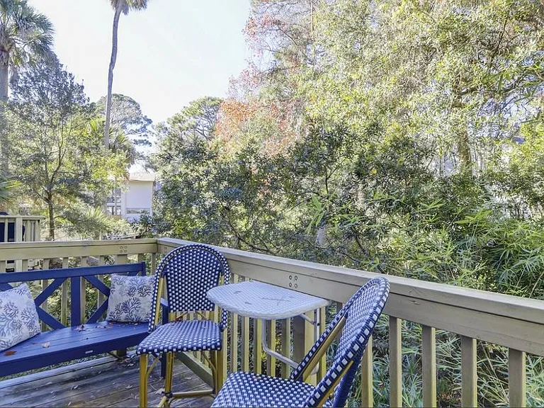 42 S Forest Beach Dr — Photo 7