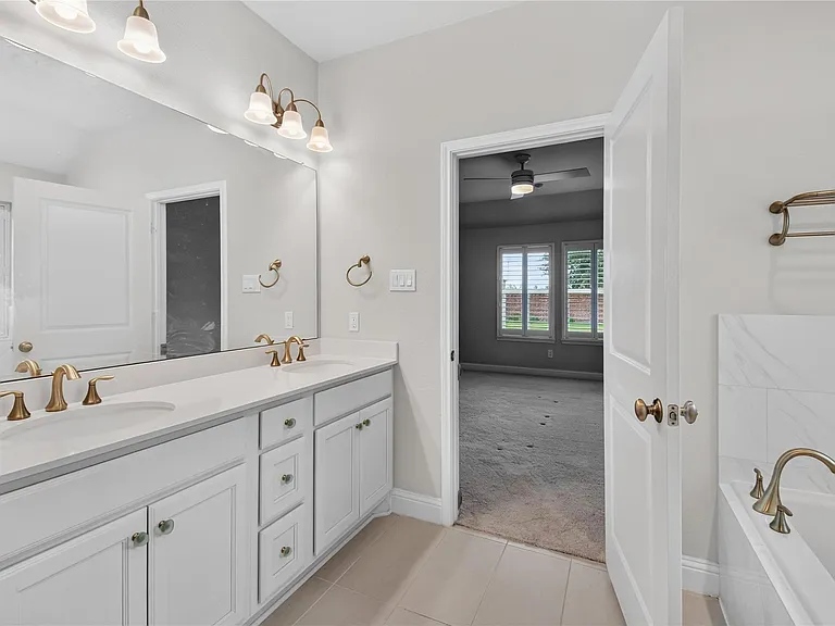 2524 Hagerman Ct — Photo 28