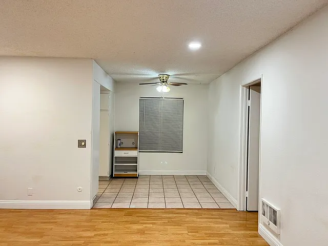 1052 S Idaho St #18 — Photo 8