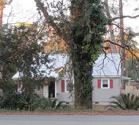2nd image of 309 Pine Grove Dr