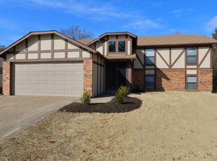 3941 Birkemeier Dr, Florissant, MO