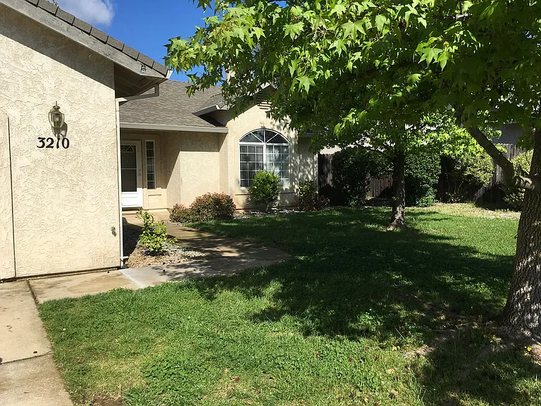 3210 Wandsworth Dr — Photo 1