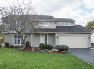 49 Honeysuckle Way, East Amherst, NY 14051