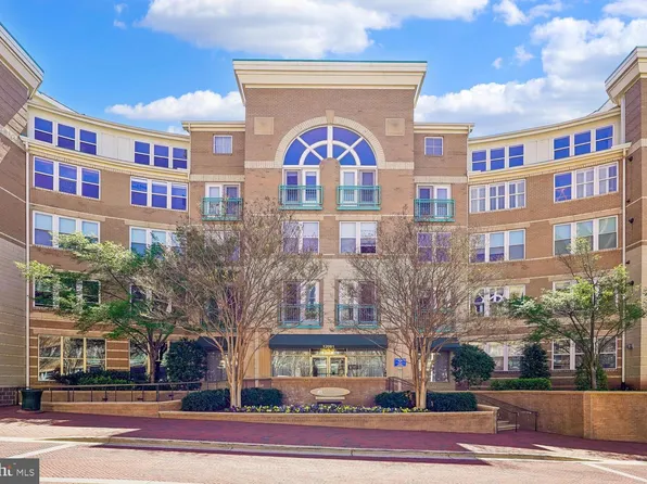 12001 Market St #T51, Reston, VA 20190