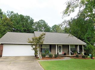14 Keystone Dr, Petal, MS 39465
