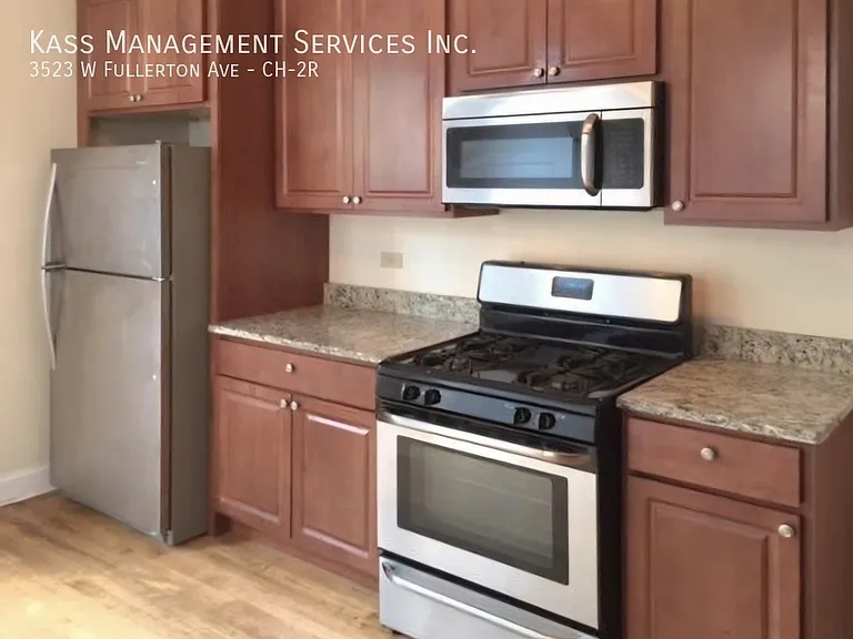 3523 W Fullerton Ave #CH-2R — Photo 33