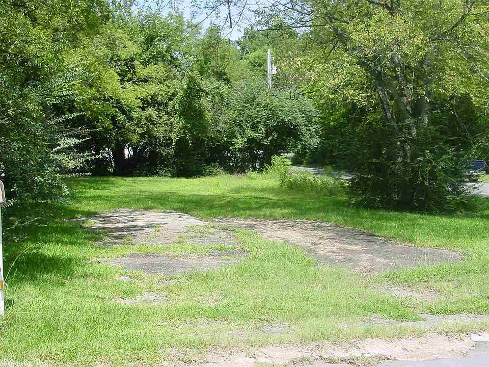 2nd image of 703 Westbrook