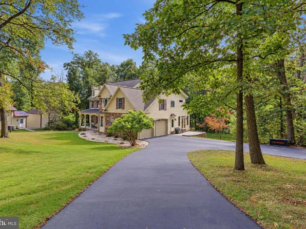 210 Robson Rd, Dillsburg, PA 17019
