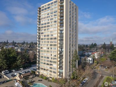 4540 8th Avenue NE #803, Seattle, WA, 98105