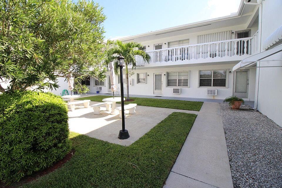 1st image of 315 7th Ave S APT 5A