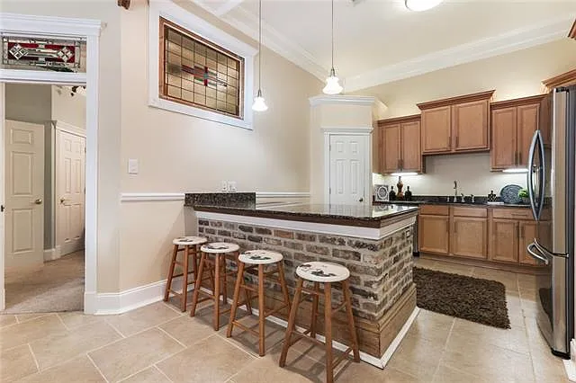 1 bed, 1.0 bath, 940 sqft, $1,900 — Photo 3