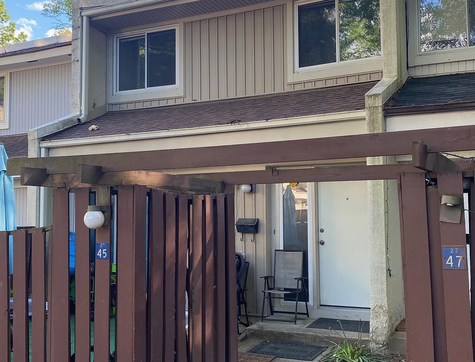 5 bed, 3.5 bath, 2000 sqft, $3,050 — Photo 1
