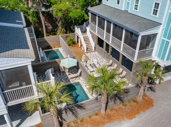 112 E Huron Ave, Folly Beach, SC 29439