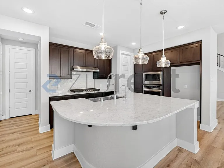 2301 Norma Ln — Photo 10