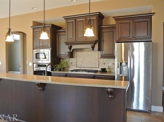 4th image of 27 Prairie Vista Ct