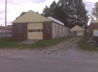 1813 E Pleasant St, Springfield, OH 45505