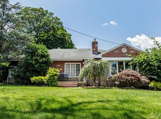 24 Center St, Netcong, NJ 07857