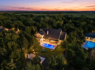 371 S Ring Rd, Waxahachie, TX 75165