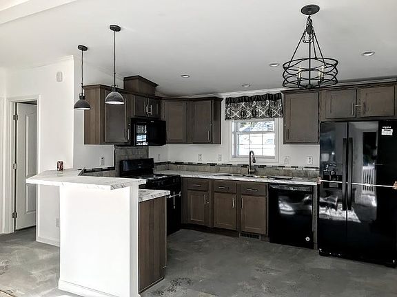 4th image of 1790 Mass Ave Unit T