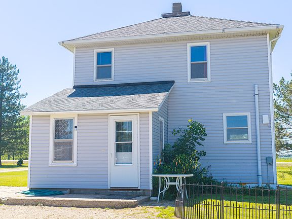 3rd image of 18704 450th Ave