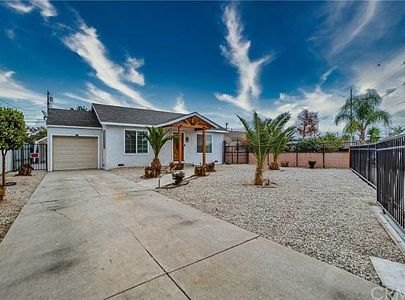 3rd image of 11465 Broadmead St