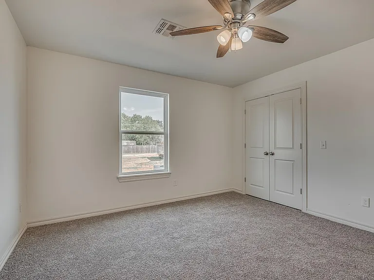 816 W Nevada Ave — Photo 21