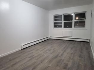1553 Ohm Ave, Bronx, NY 10465
