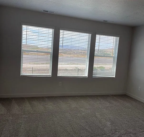 1129 W Early Light Way — Photo 8