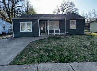 1014 S Waverly Rd, Wichita, KS 67218