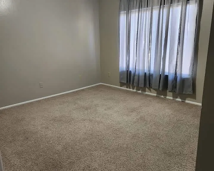 905 W 1075 S #201 — Photo 3